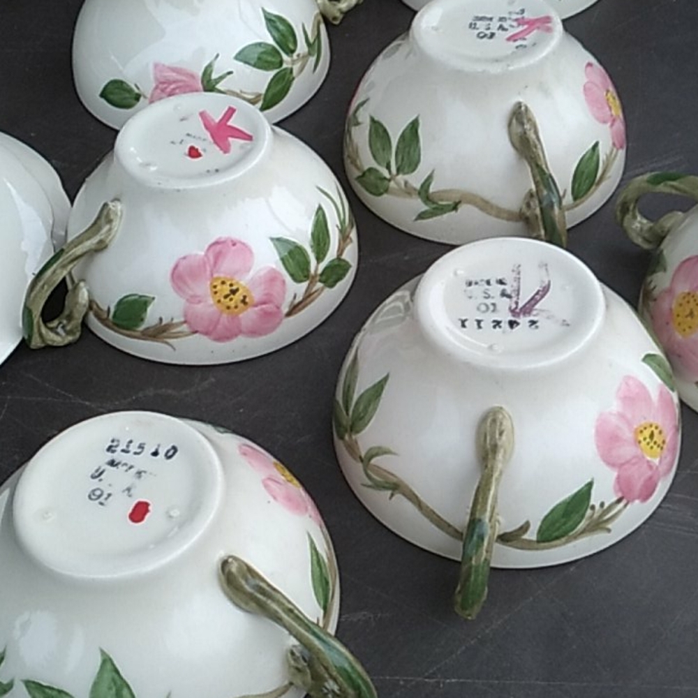 🌹 Vintage Franciscan Desert Rose CUPS & SAUCERS PRISTINE